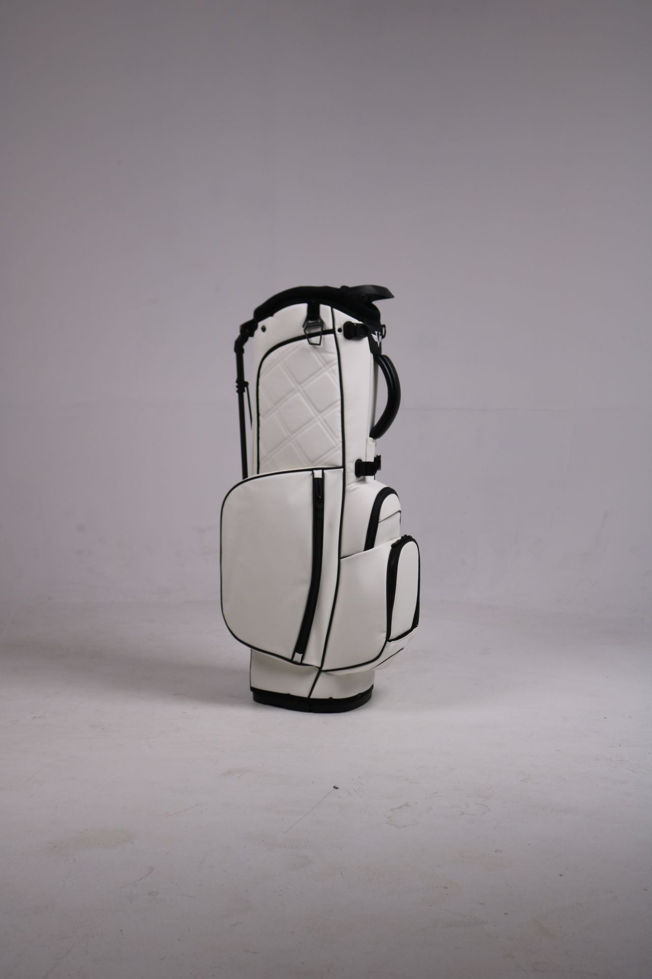 EV2 WHITE GOLF BAG