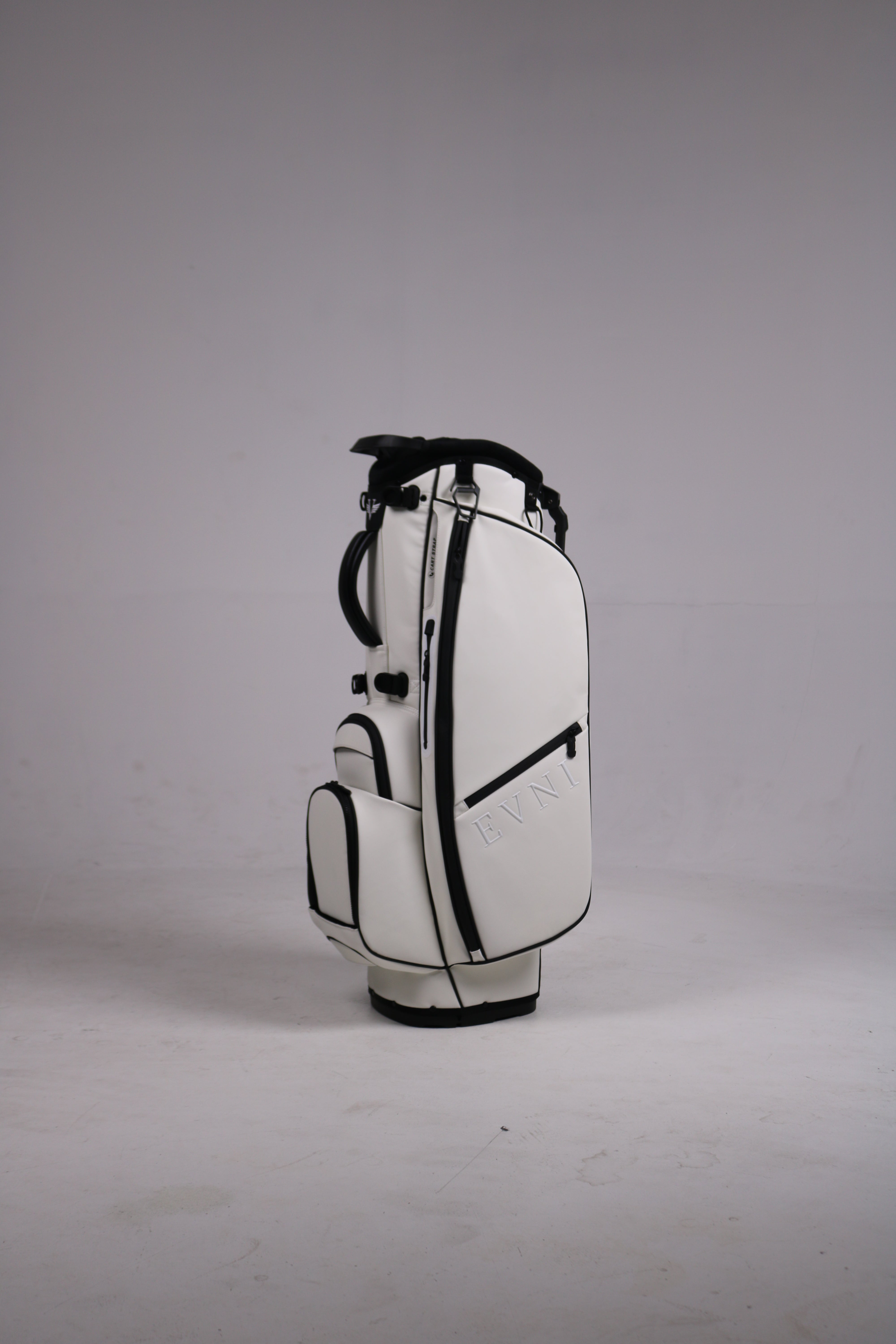 EV2 WHITE GOLF BAG – EVNI GOLF